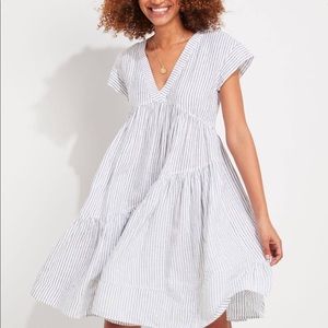 Vineyard Vines ~ Jet Stripe Tiered Linen Dress